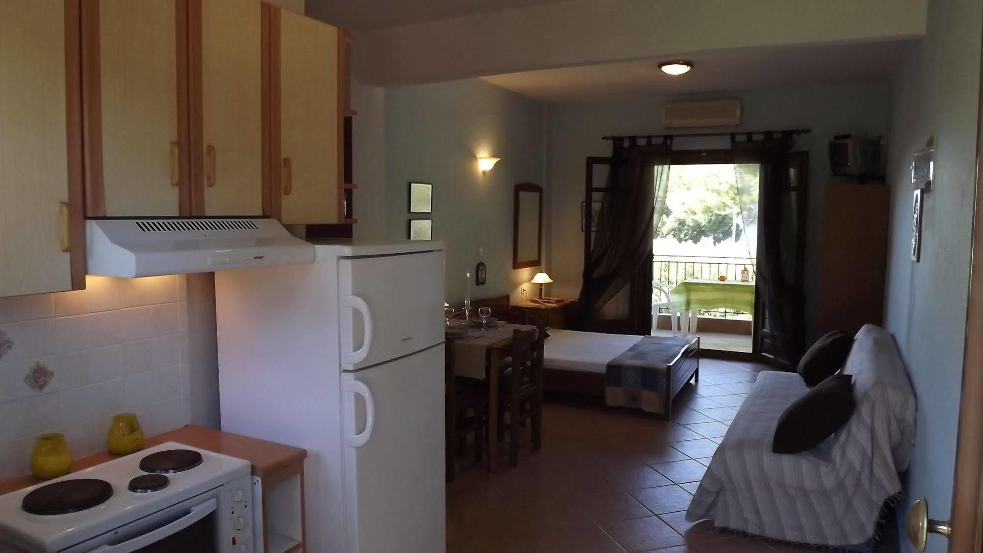 Pefka Studios & Apartments Chalkidiki Kültér fotó