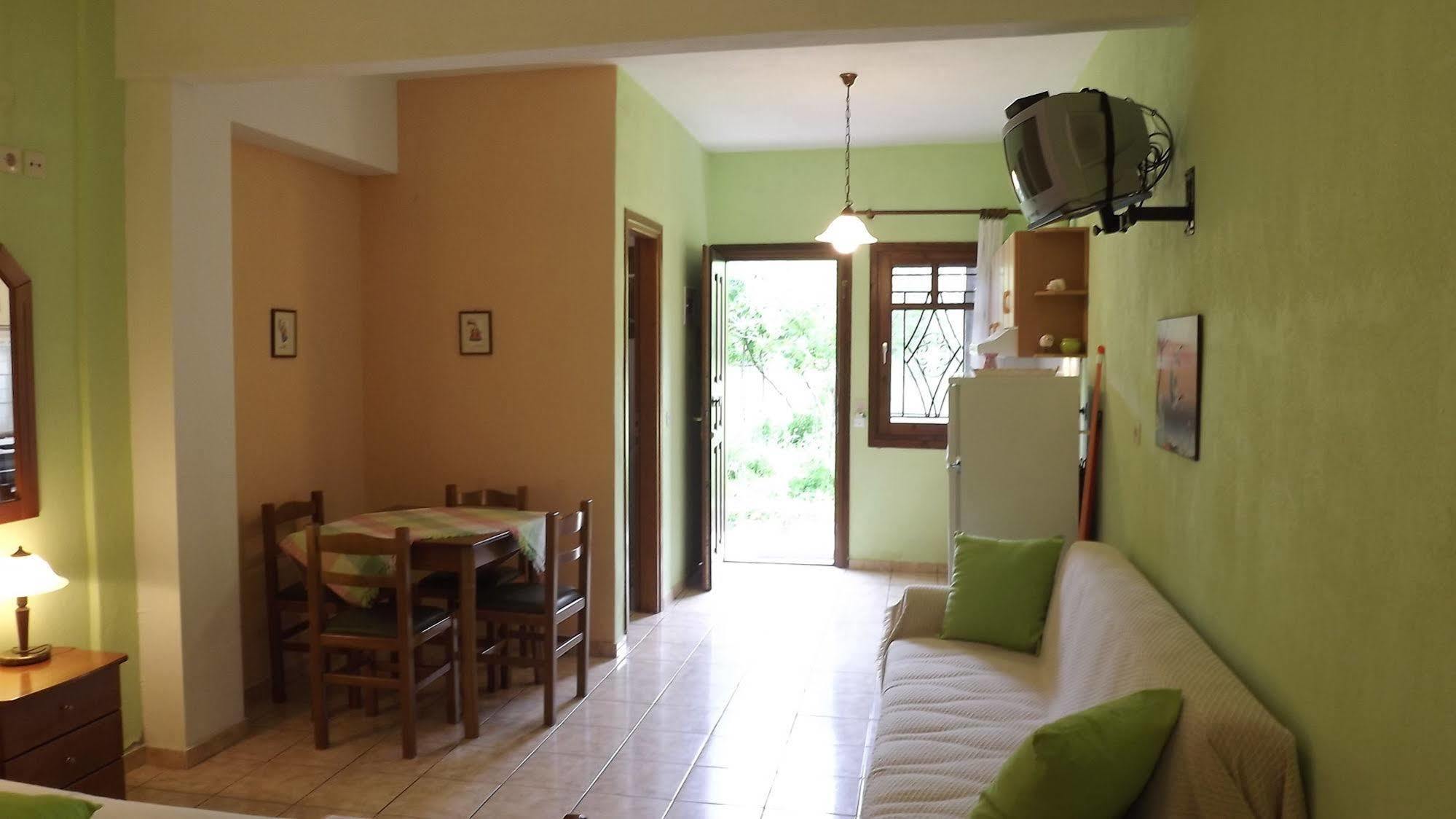 Pefka Studios & Apartments Chalkidiki Kültér fotó